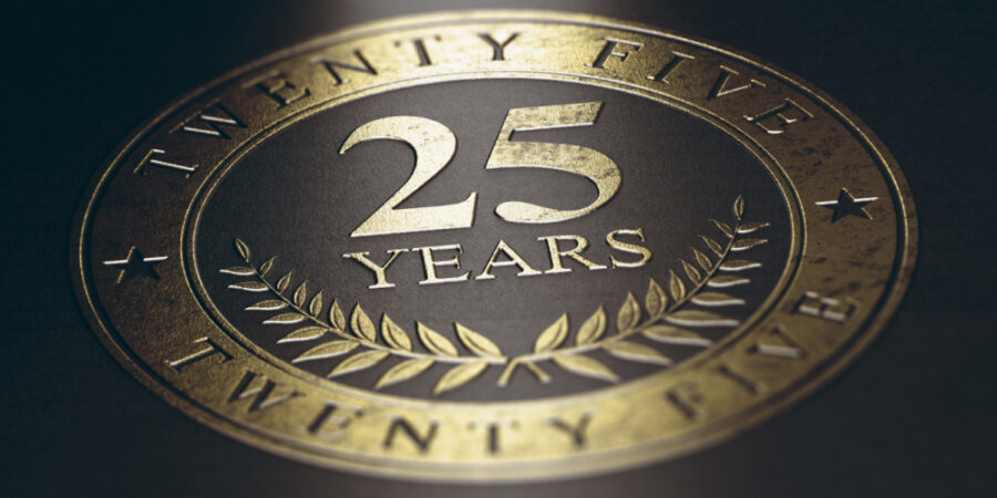 25-jahre_iStock-1344918543