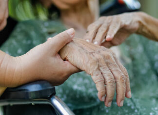 Pflegeversicherungen der IDEAL – Top-Vertriebschancen in der Zielgruppe 55+