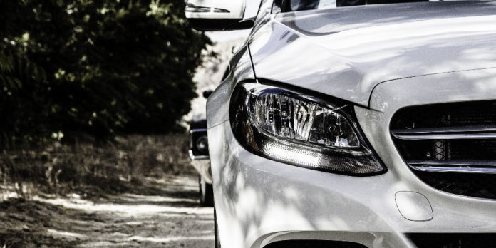 auto_neu_front_weiss