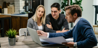 Immer einen Schritt voraus mit Dialog RLV & BU