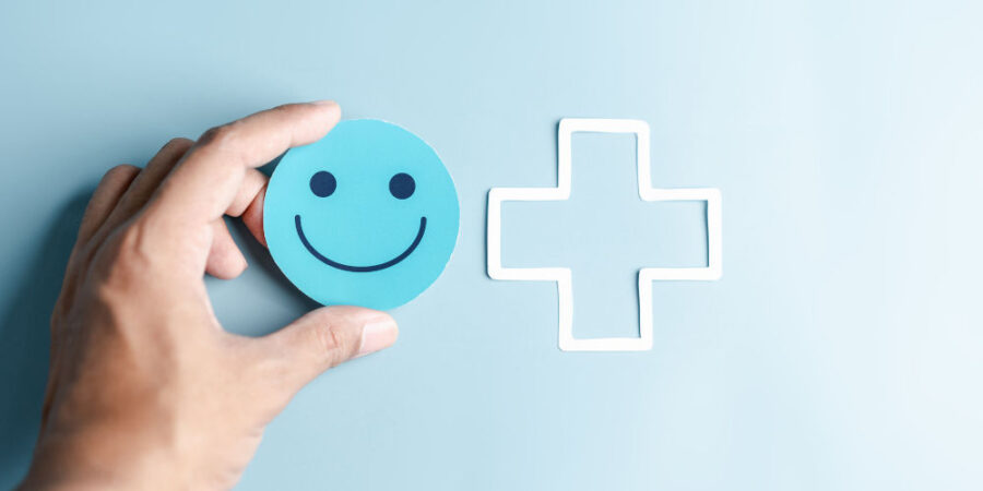 hand-lachen-gesundheit-versorgung_iStock-1492024123