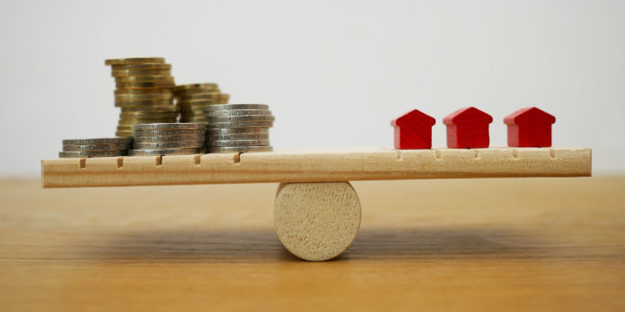 hauskauf-finanzen-kosten-immobilie-4516077_Raten-Kauf