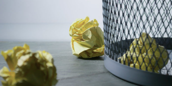 papier-muell-papierkorb_steve-johnson-Kr8Tc8Rugdk-unsplash
