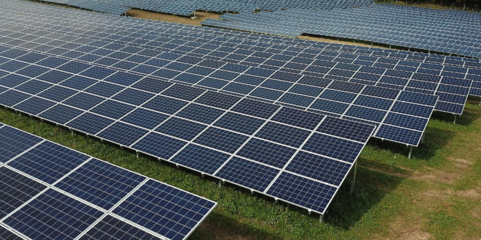 photovoltaik-solaranlage-4522955_fabersam