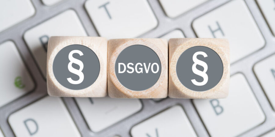recht-dsgvo-tastatur-paragraf_iStock-1098366372