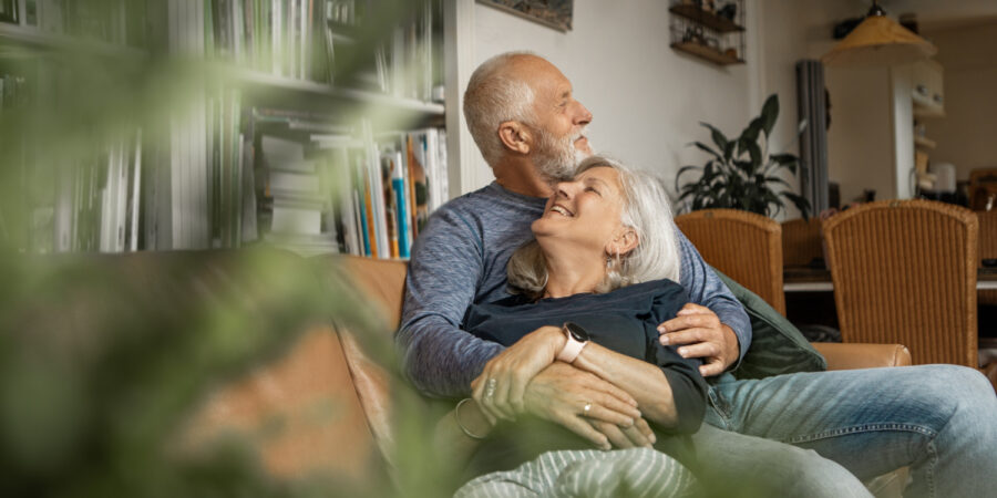 seniorenpaar-ruhestand-eigenheim_iStock-2158566335_1500x750